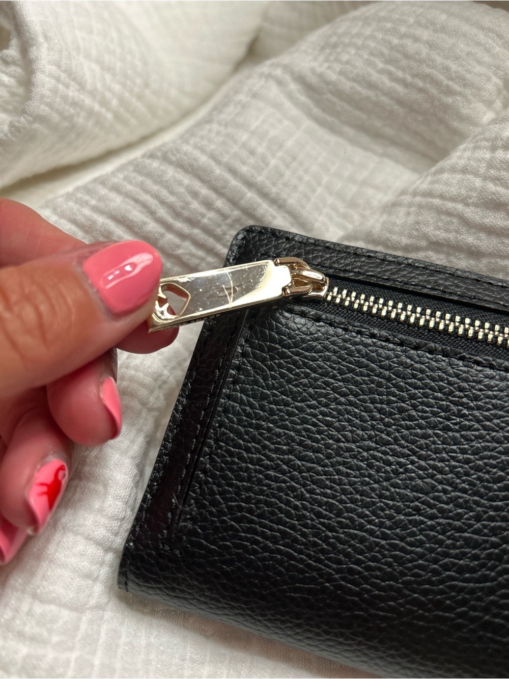 Kate Spade wallet - Picture 5 of 11